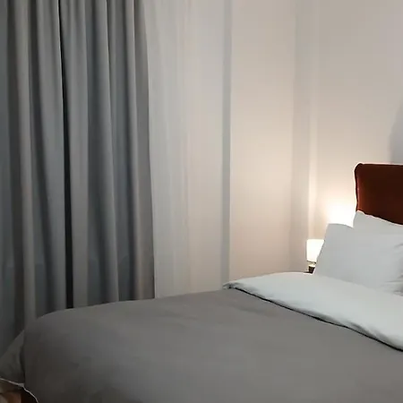 Effie's House Apartman *